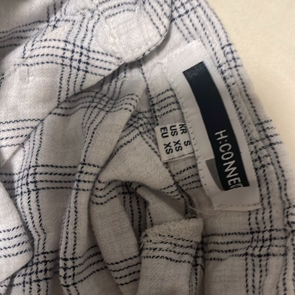 H:CONNECT Checked Button-Up Shirt | Soft Lightweight Fabric | Size XS - Picture 5 of 5